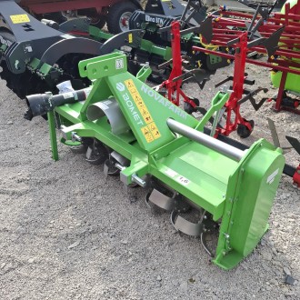 Glebogryzarka Bomet U540